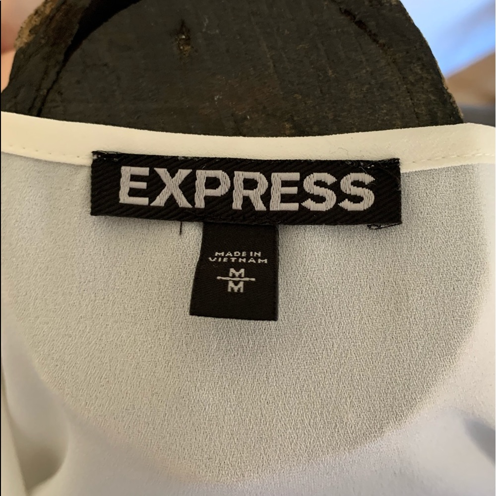 Express Top - Picture 4 of 4